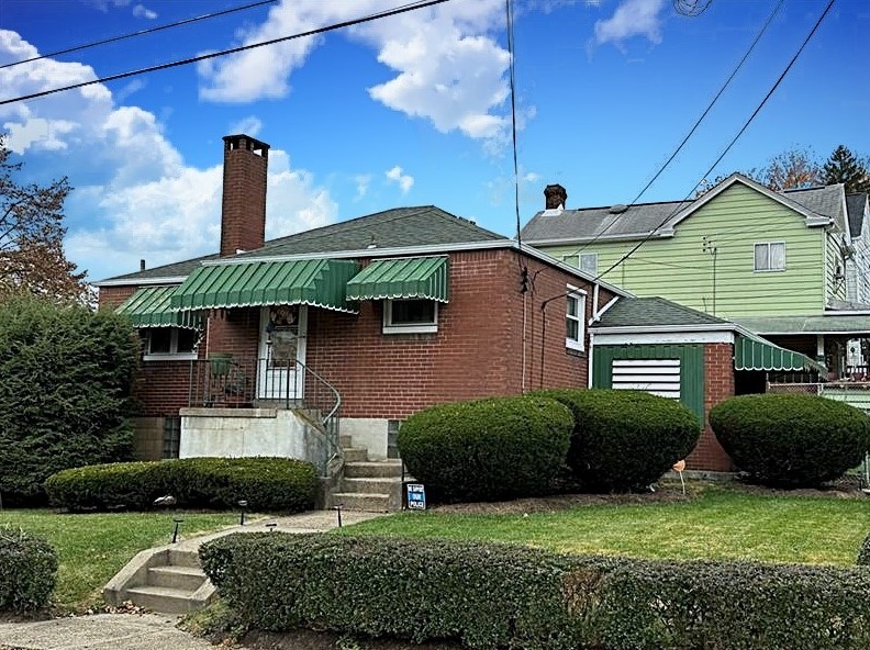 120 Hamilton St, Whitaker, PA 15120