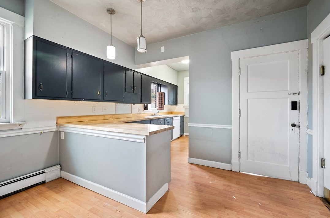 356 Locust Ave, Washington PA 15301-9730 exterior