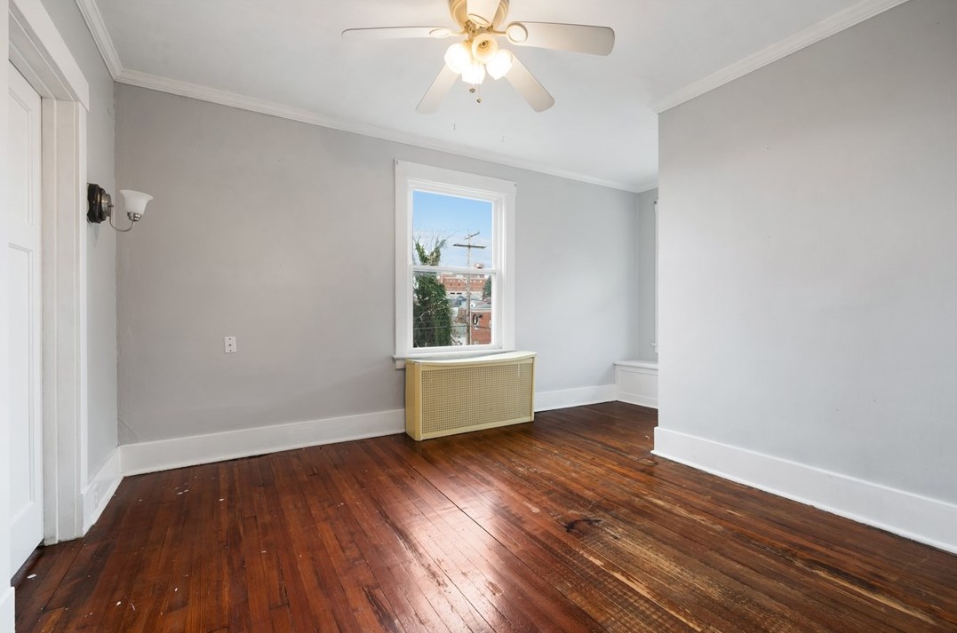 356 Locust Ave, Washington PA 15301-9730 exterior