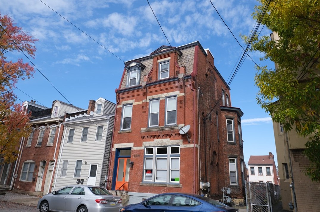 2225 Jane St, Pittsburgh, PA 15203