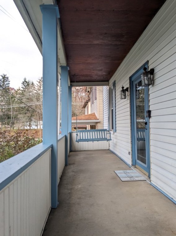 585 Westmoreland Ave, North Huntingdon, PA 15642