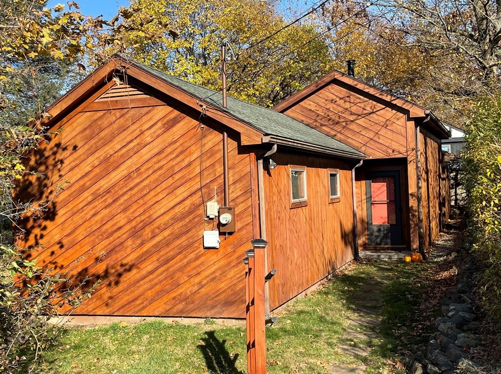 103 Ayers Ave, Butler, PA 16001-3201