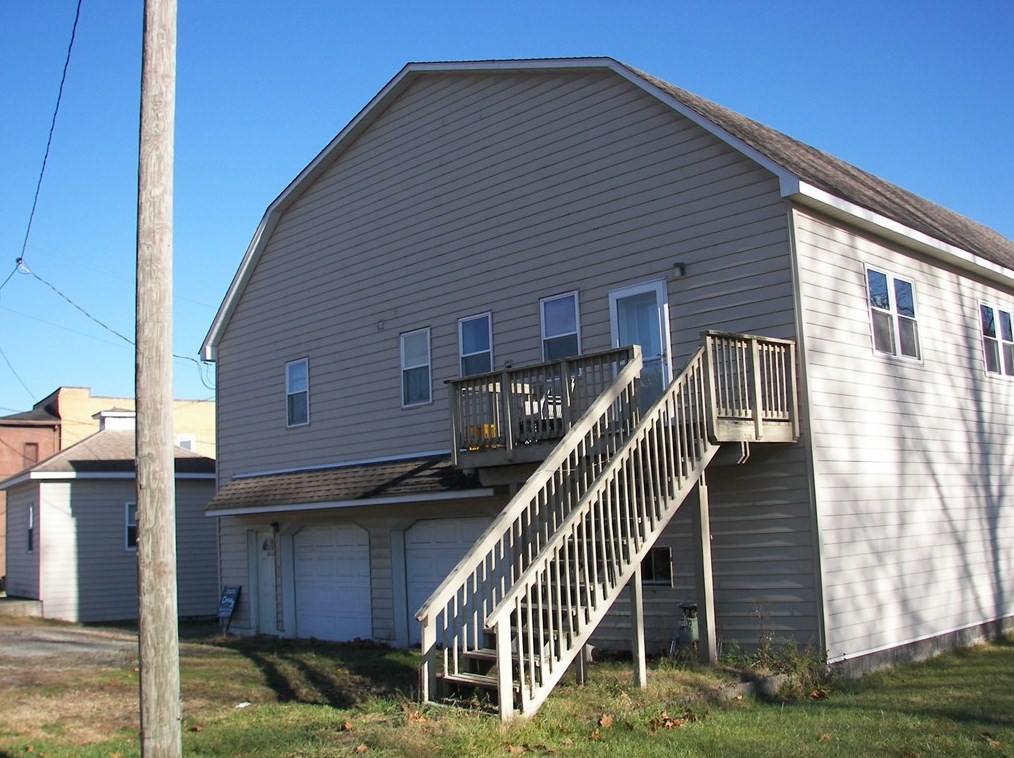331 Kennedy, East Vandergrift, PA 15629