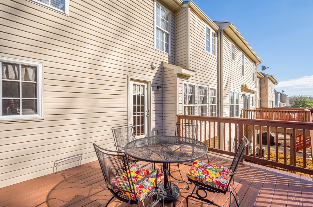 1123 Linden Vue Dr, Canonsburg PA  15317-4813 exterior