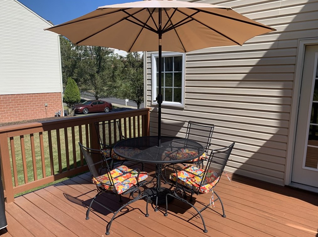 1123 Linden Vue Dr, Canonsburg PA  15317-4813 exterior