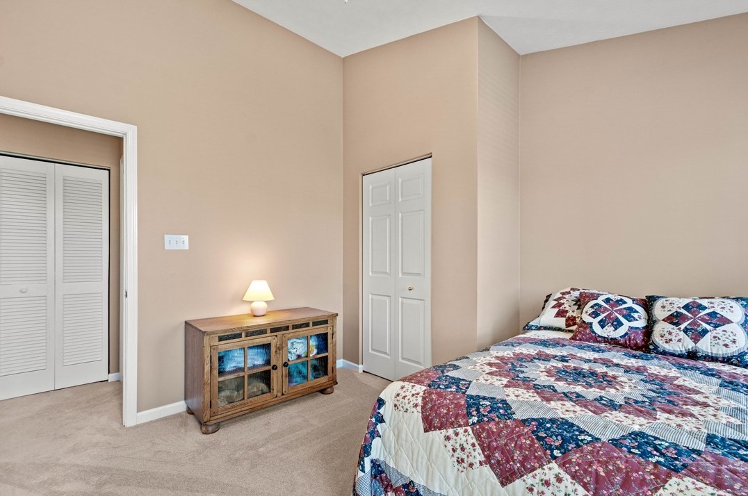 1123 Linden Vue Dr, Canonsburg PA  15317-4813 exterior