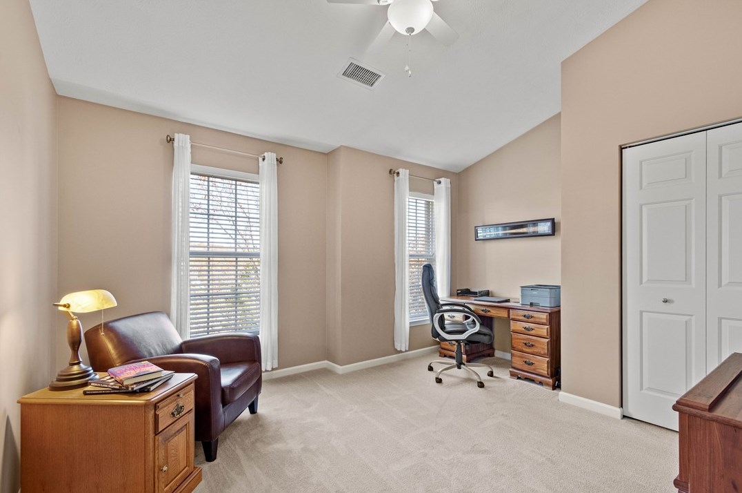 1123 Linden Vue Dr, Canonsburg PA  15317-4813 exterior