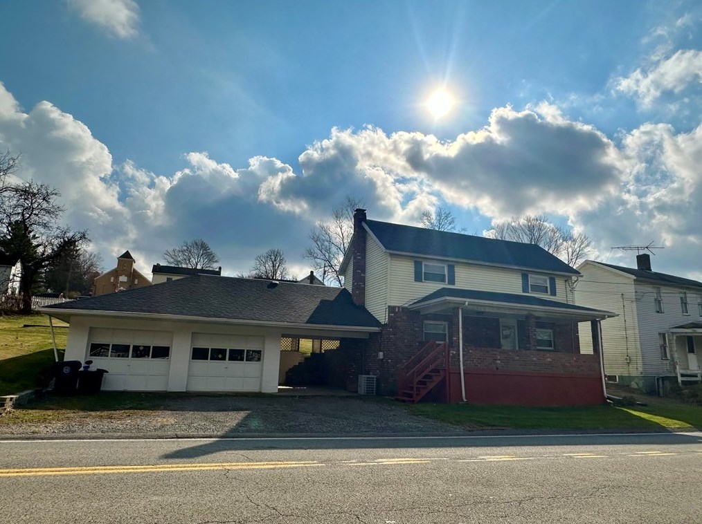 3014 Main St, Claridge, PA 15623
