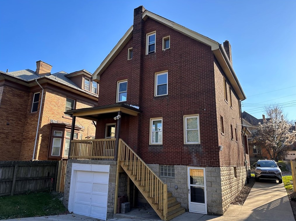 1804 Marmaduke St, Pittsburgh, PA 15212