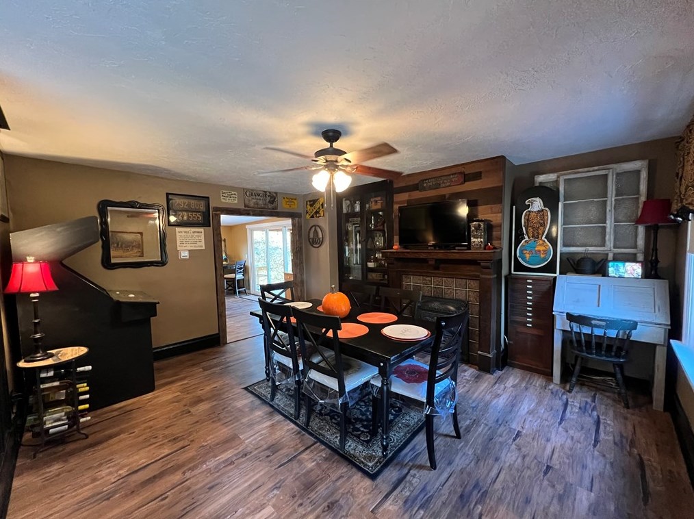 603 Boston Hollow Rd, Elizabeth PA  15037-2030 exterior