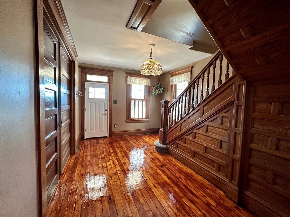 277 2nd Ave, Waynesburg PA  15370-1137 exterior