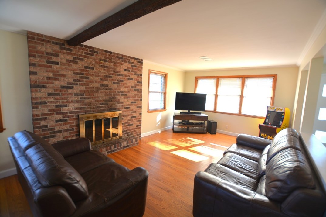 2072 Saxonburg Blvd, Gibsonia, PA 15044
