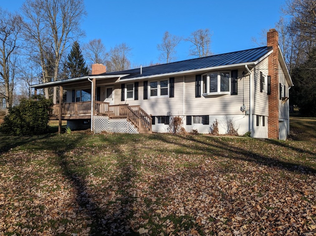 2898 Barkley Church Rd, Vintondale, PA 15961