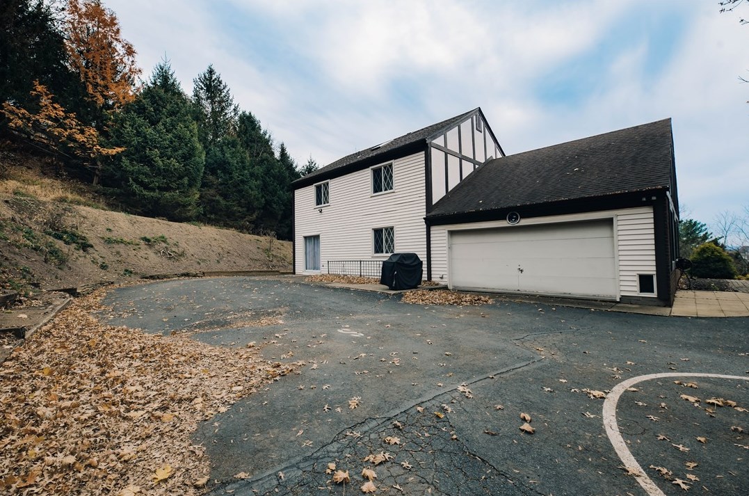 275 Williams St, Indiana, PA 15701