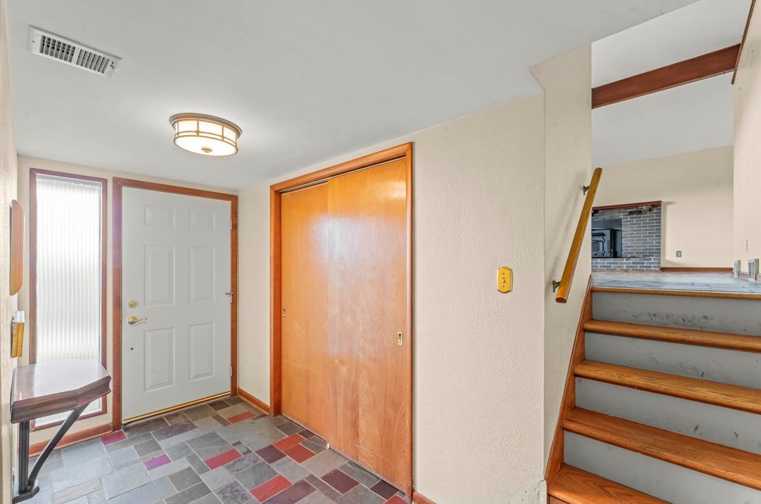 327 Pleasant Ave, Canonsburg, PA 15317-2939