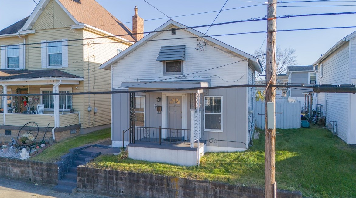 804 13th St, New Brighton, PA 15066