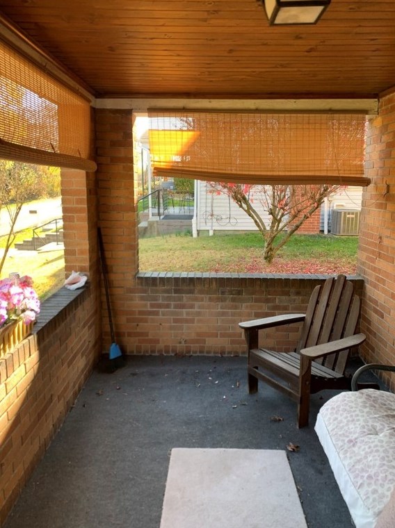 2423 Kingwood, Pittsburgh, PA 15234