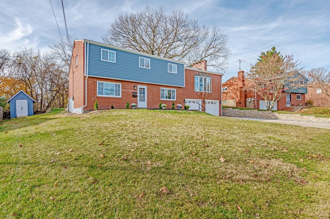 409 Fieldstone Dr, Monroeville, PA 15146-1125