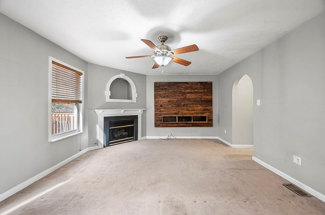 2502 Timberglen Dr North, Imperial, PA 15126