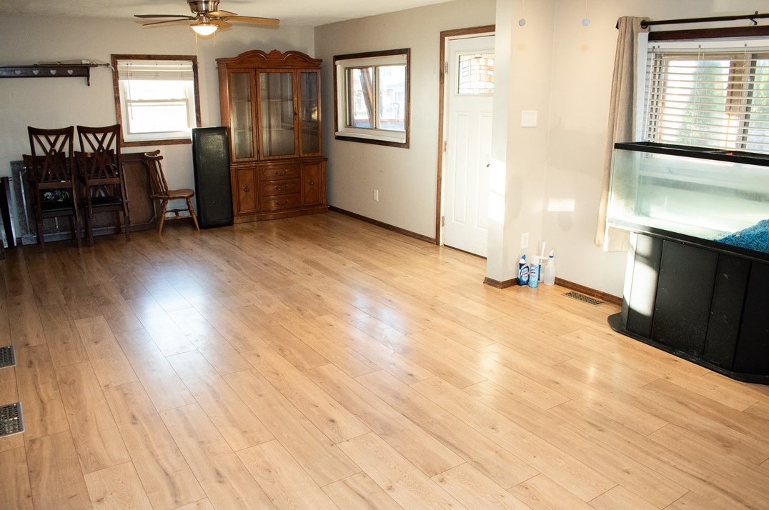 1143 Midland Beaver Rd, Industry, PA 15052-1201