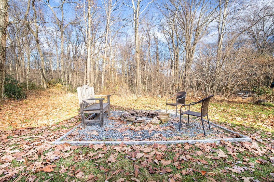 123 New Beaver Creek Rd, Markleysburg, PA 15459