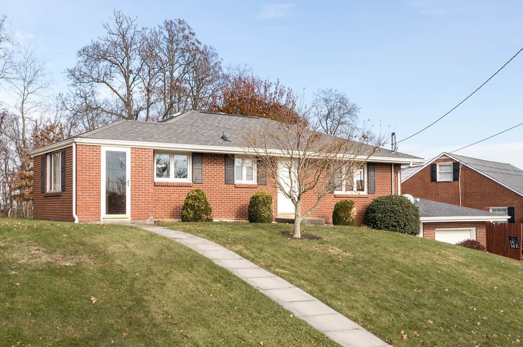 1913 Virginia Via, Washington, PA 15301-2631