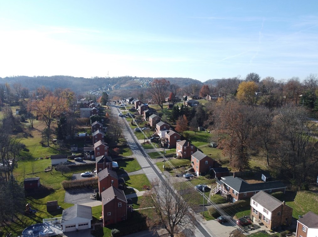 110 Demar Blvd, Canonsburg PA  15317-2216 exterior