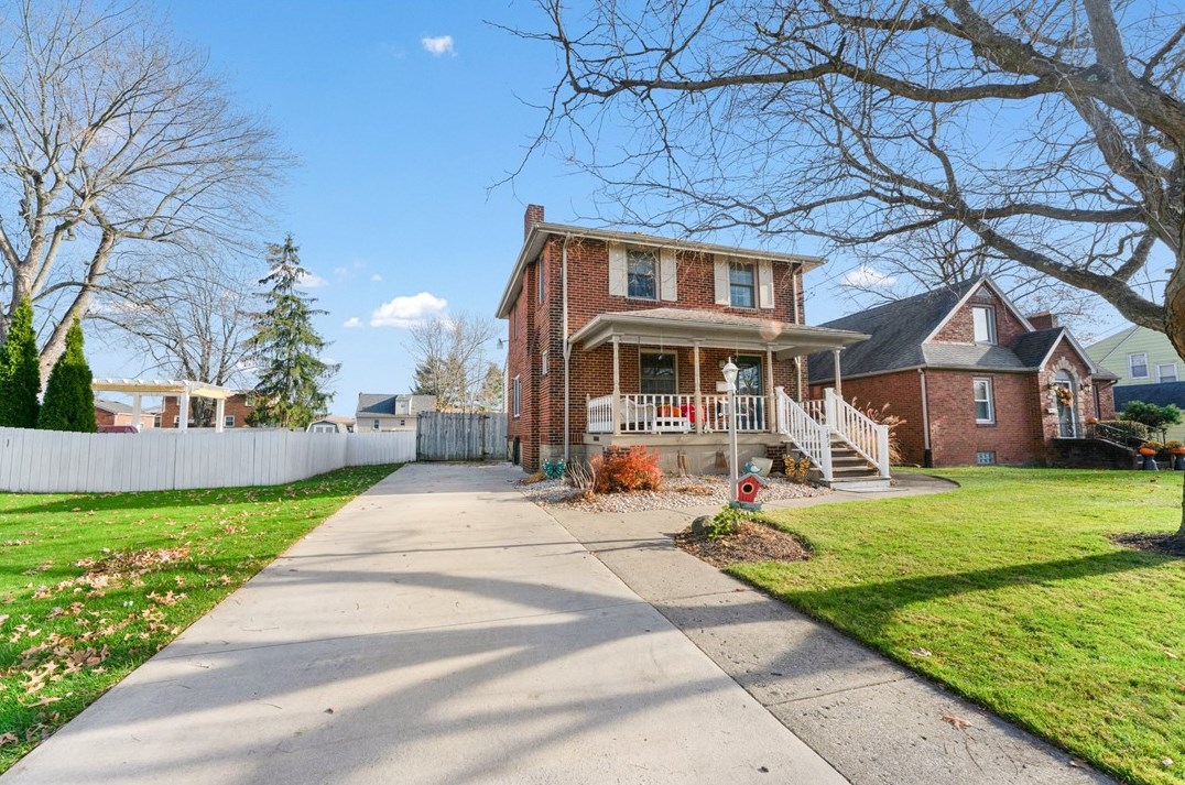 1913 Haywood St, Hermitage, PA 16121