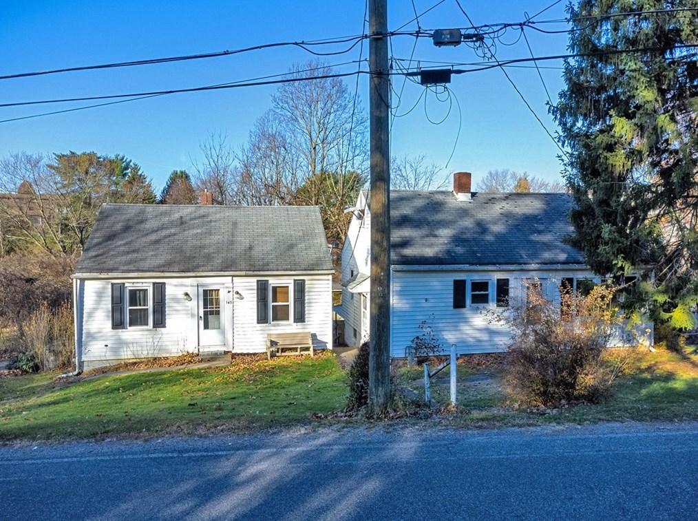 143-145 Altman Rd, Jeannette, PA 15644
