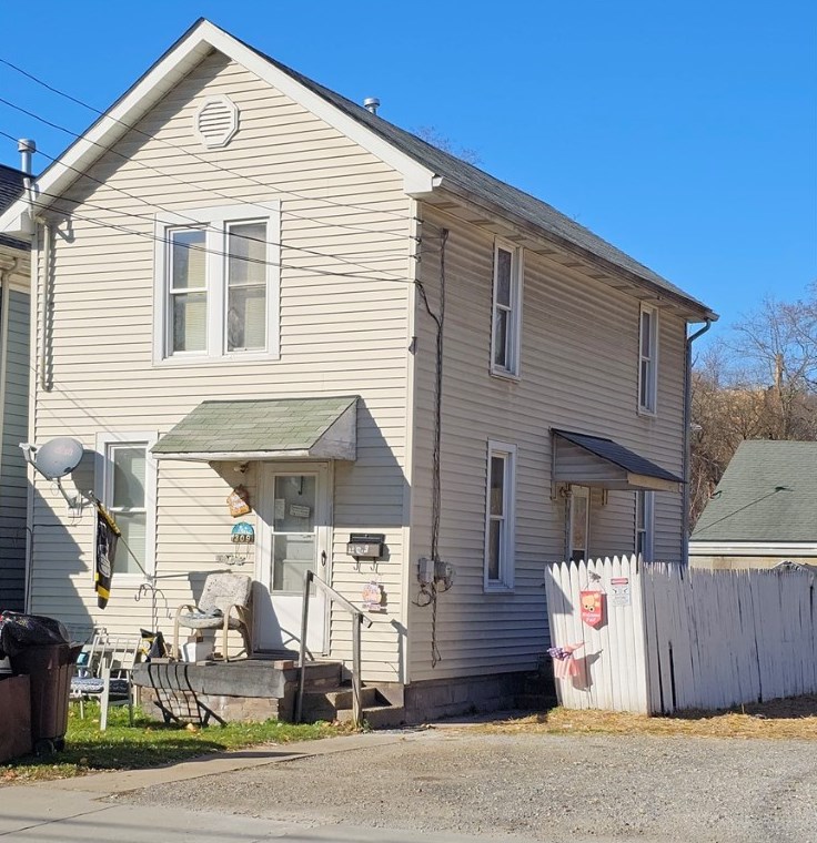 1309 Allegheny St, New Brighton, PA 15066