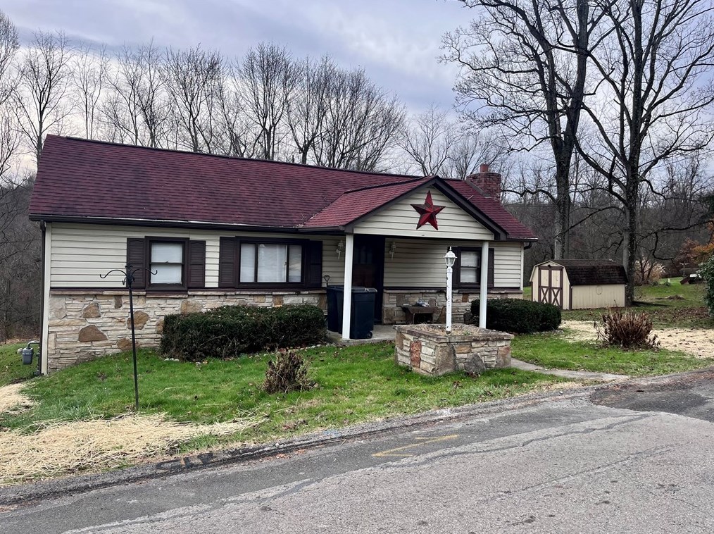 535 Dry Hill Rd, South Connellsville, PA 15425