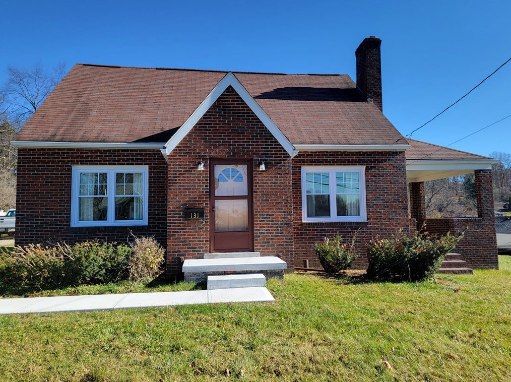 131 Murrysville Rd, Trafford, PA 15085