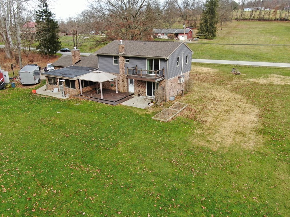 808 Lone Pine Rd West, Amity, PA 15311