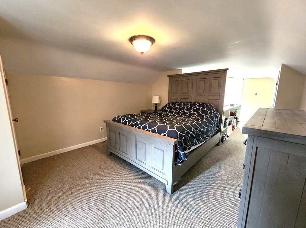 1609 Pine St, Greensburg PA  15601-5443 exterior