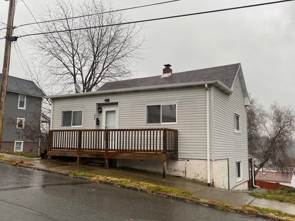 622 Giffin Ave, Canonsburg, PA 15317-2035