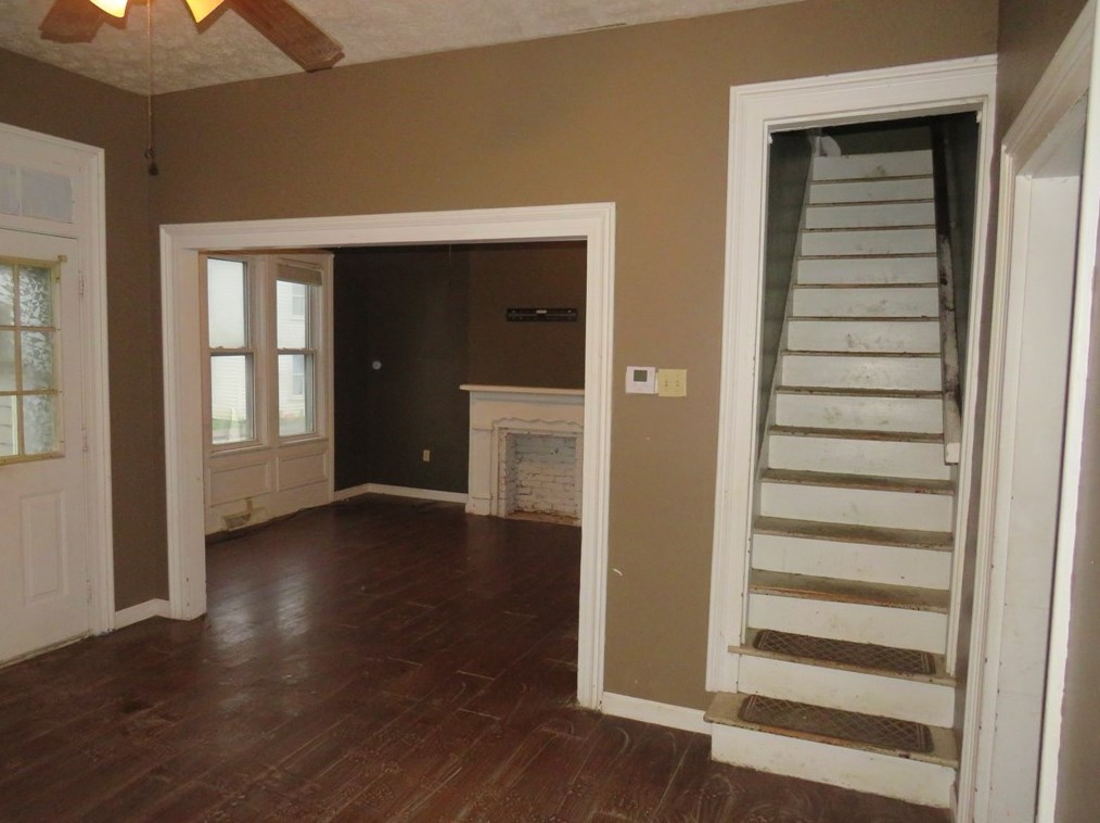 158 Main St, West Alexander, PA 15376