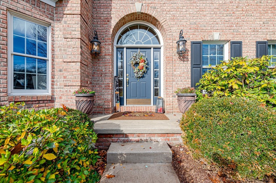 4004 Forest Glen Dr, Greensburg, PA 15601