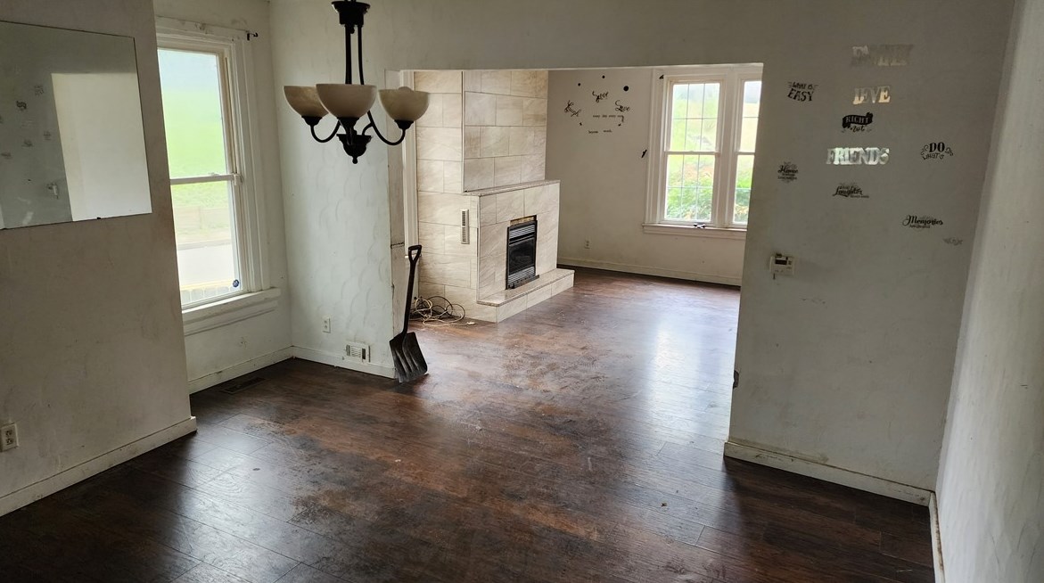 4001 Brighton Rd, Pittsburgh, PA 15212