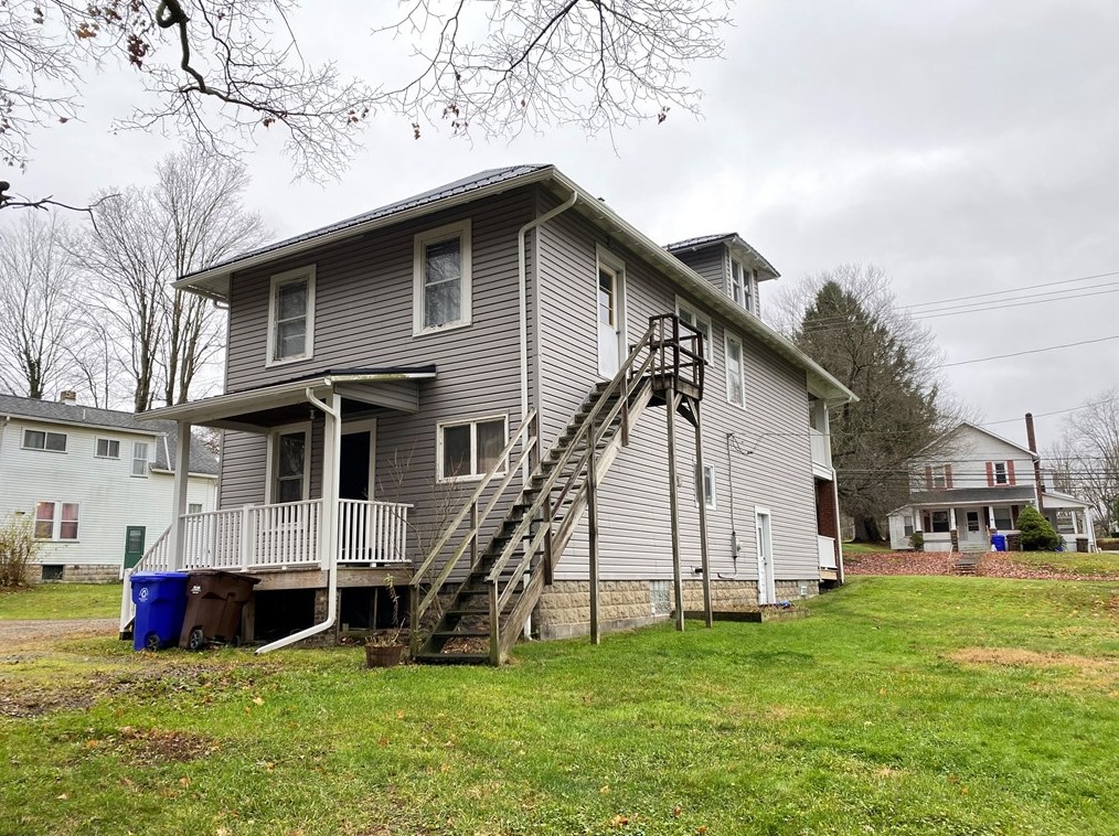 200 S Mercer St, Greenville, PA 16125