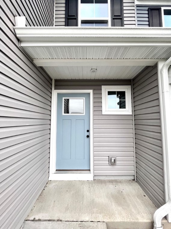 266 Smith Ln, Beaver Falls, PA 15010