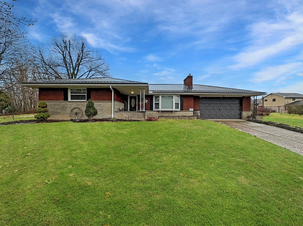225 Independence Rd, Rea, PA 15312