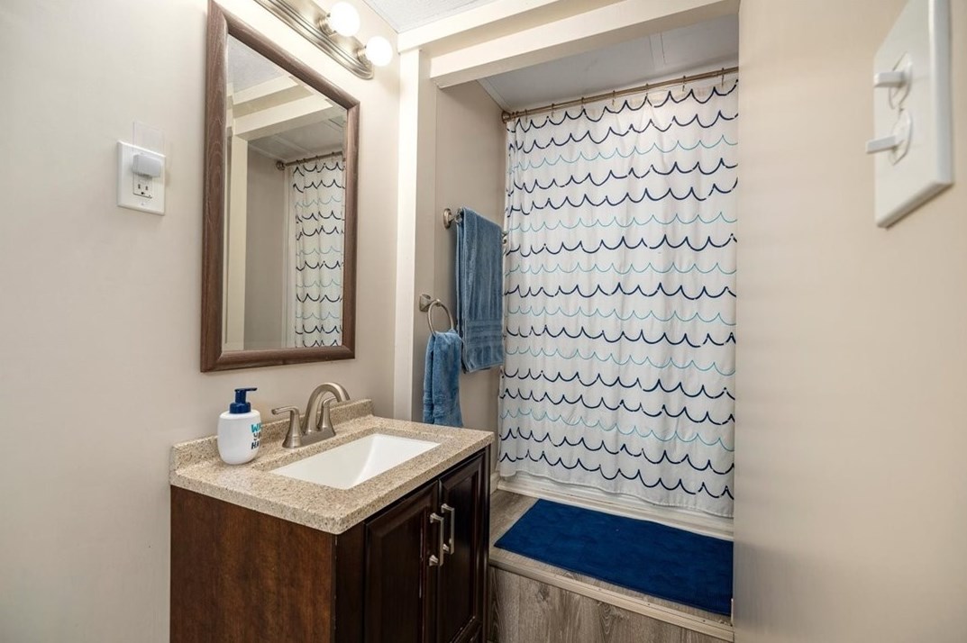 129 Claridge Dr, Moon Twp PA  15108-3281 exterior