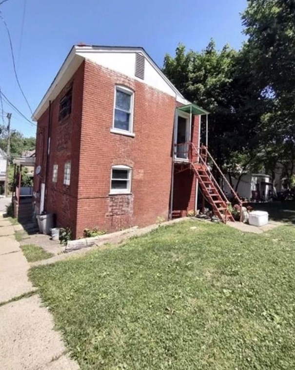607 Lorenz Ave, Pittsburgh, PA 15220