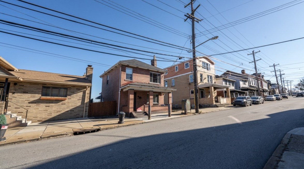 311 Wyoming St, Pittsburgh, PA 15211