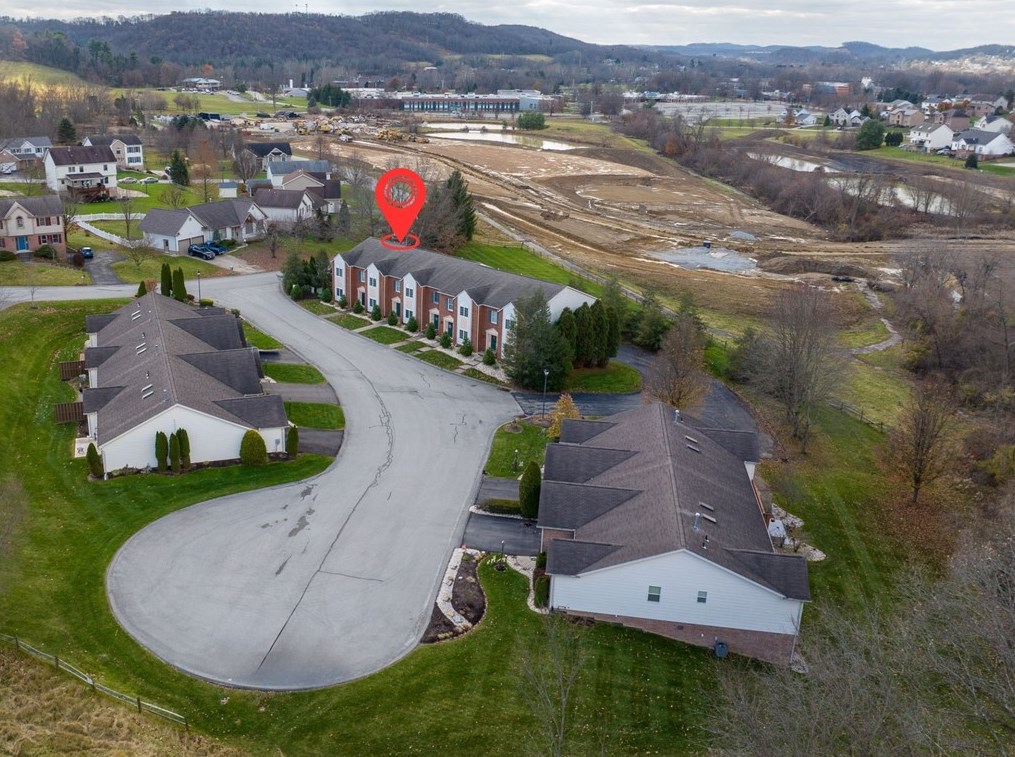 105 Merion Ct, Greensburg, PA 15601