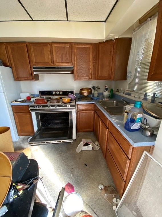 401 Lincoln St, Elizabeth, PA 15037-1751