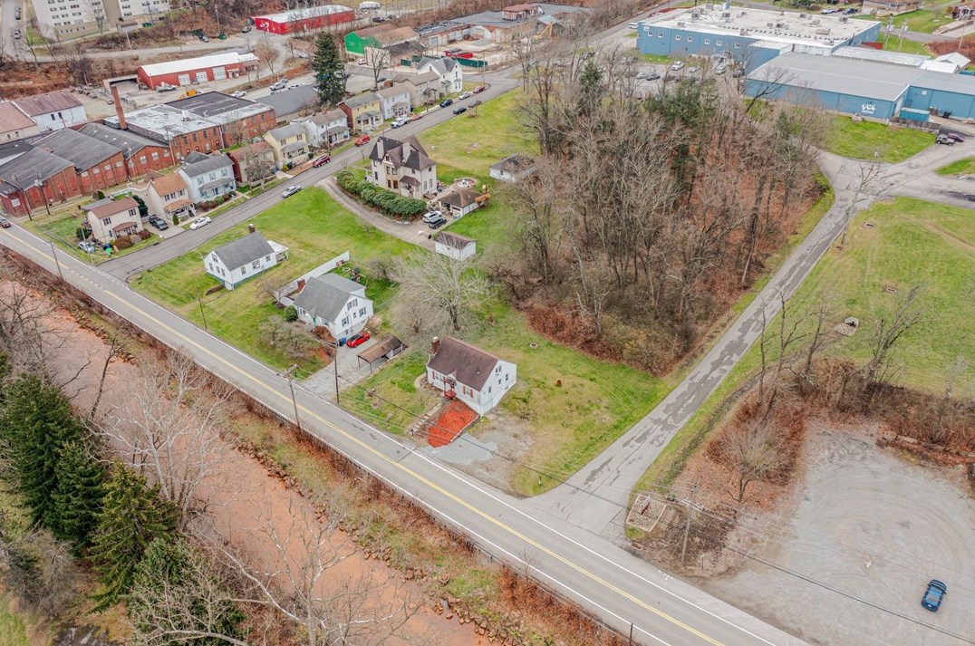10890 Route 993, North Huntingdon, PA 15642