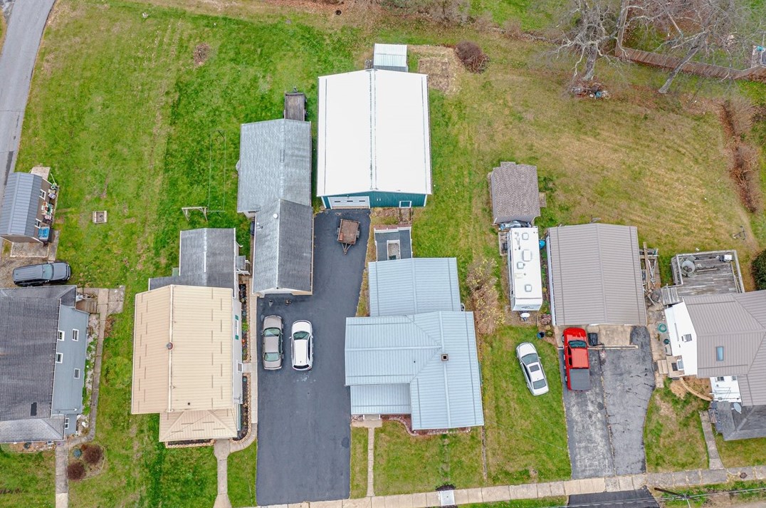 355 E Elm St, Homer City, PA 15748