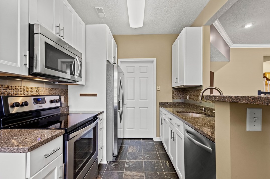 103 Sonie Dr, Sewickley, PA 15143