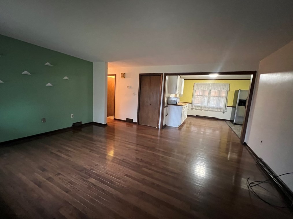 645 Alexander Ave, Monaca, PA 15061